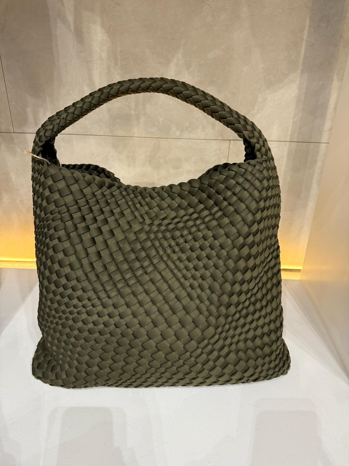 WhatsApp Image 2025-11-25 at 21.32.26 (41)